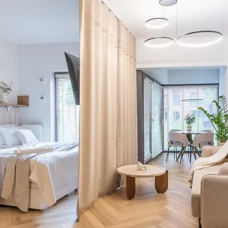 Granaria Premium With Jacuzzi And Patio - Old Town By Lion Appartamento *